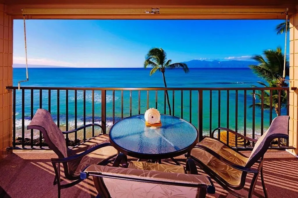 Apartment Kaleialoha 413- Remodeled Top Floor And Direct Oceanfront Views Kahana United States