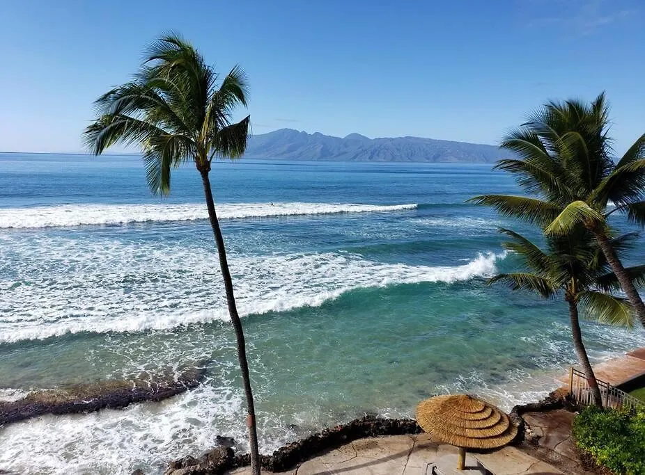 Apartment Kaleialoha 413- Remodeled Top Floor And Direct Oceanfront Views Kahana