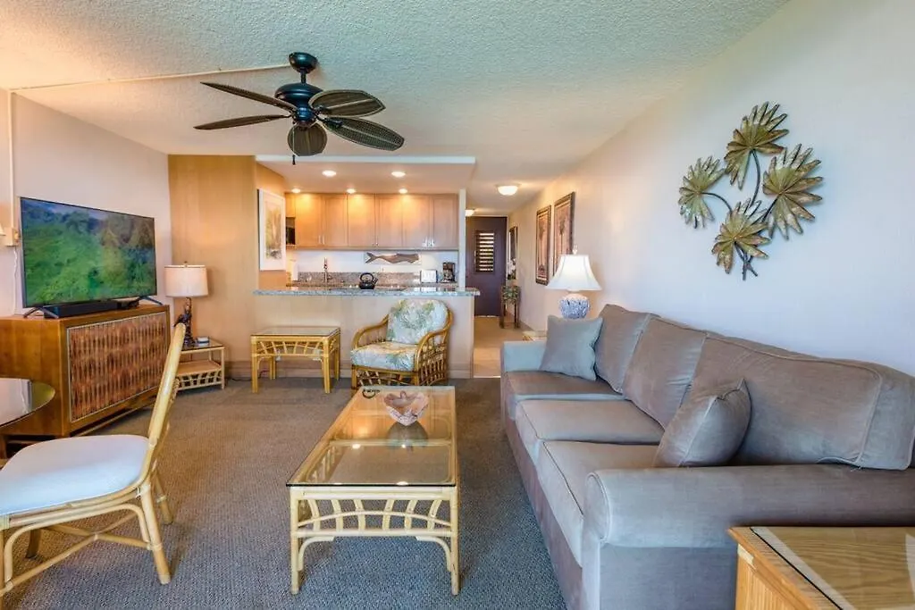 Apartment Kaleialoha 413- Remodeled Top Floor And Direct Oceanfront Views Kahana